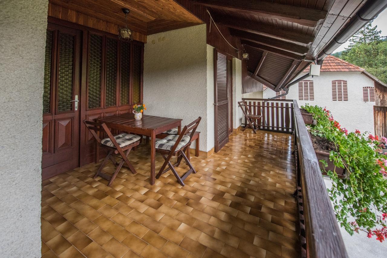 Farm Stay Zagar Мозирє Екстер'єр фото